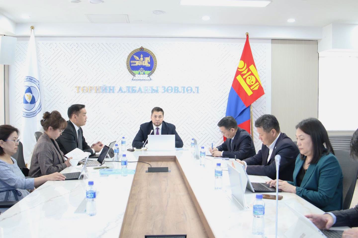 ТӨРИЙН ЖИНХЭНЭ АЛБАНЫ ЕРӨНХИЙ ШАЛГАЛТЫН БҮРТГЭЛТЭЙ ХОЛБООТОЙ АСУУДЛААР ХАМТАРСАН УУЛЗАЛТ БОЛЛОО