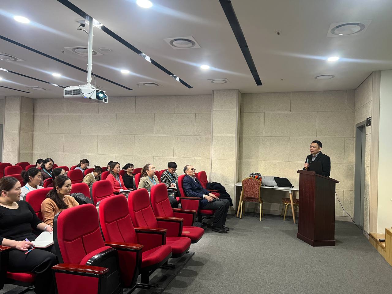 ЭМЯ-наас осол их гардаг 20 суманд Яаралтай тусламж үзүүлэх 20 цэгийг  байгуулна