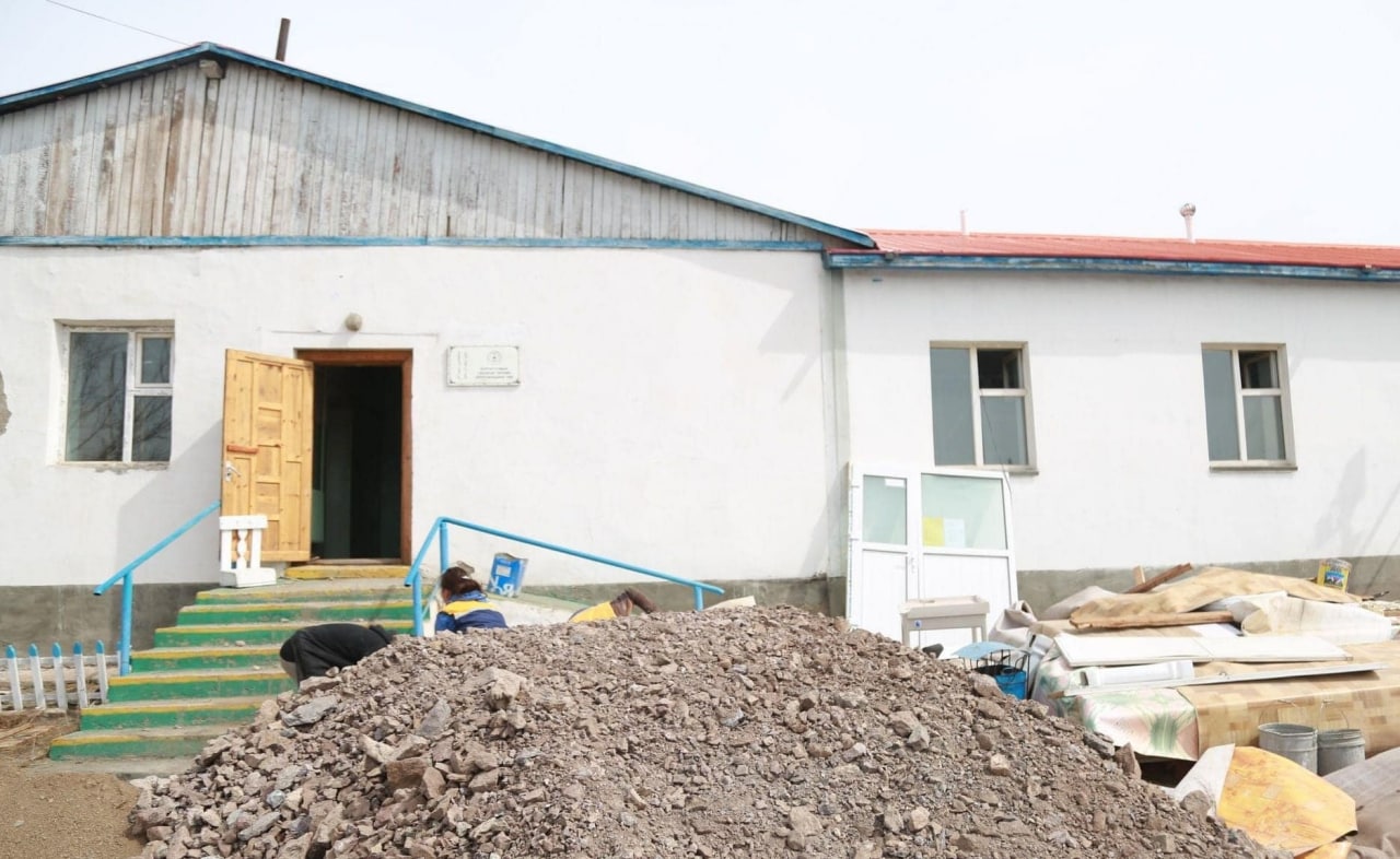 БУЛГАН АЙМГИЙН ЗАСАГ ДАРГА Б.АРИУН-ЭРДЭНЭ ӨРХИЙН ЭРҮҮЛ МЭНДИЙН БОЛОН БАГИЙН ХӨГЖЛИЙН ТӨВҮҮДИЙН ҮЙЛ АЖИЛЛАГААТАЙ ТАНИЛЦЛАА