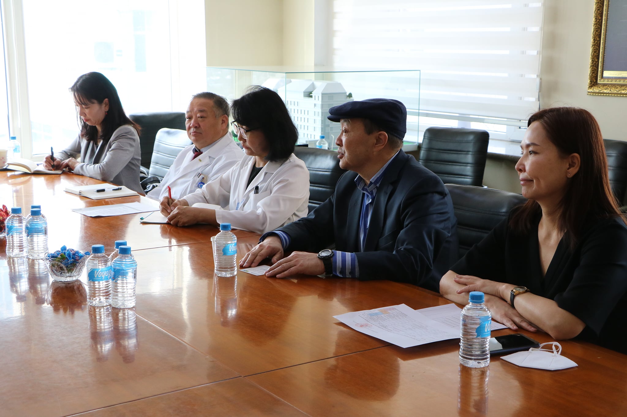 УЛСЫН ГУРАВДУГААР ТӨВ ЭМНЭЛЭГТ БНСУ-ЫН ПРОФЕССОРЫН БАГИЙН СУРГАЛТ ЗОХИОН БАЙГУУЛАГДЛАА