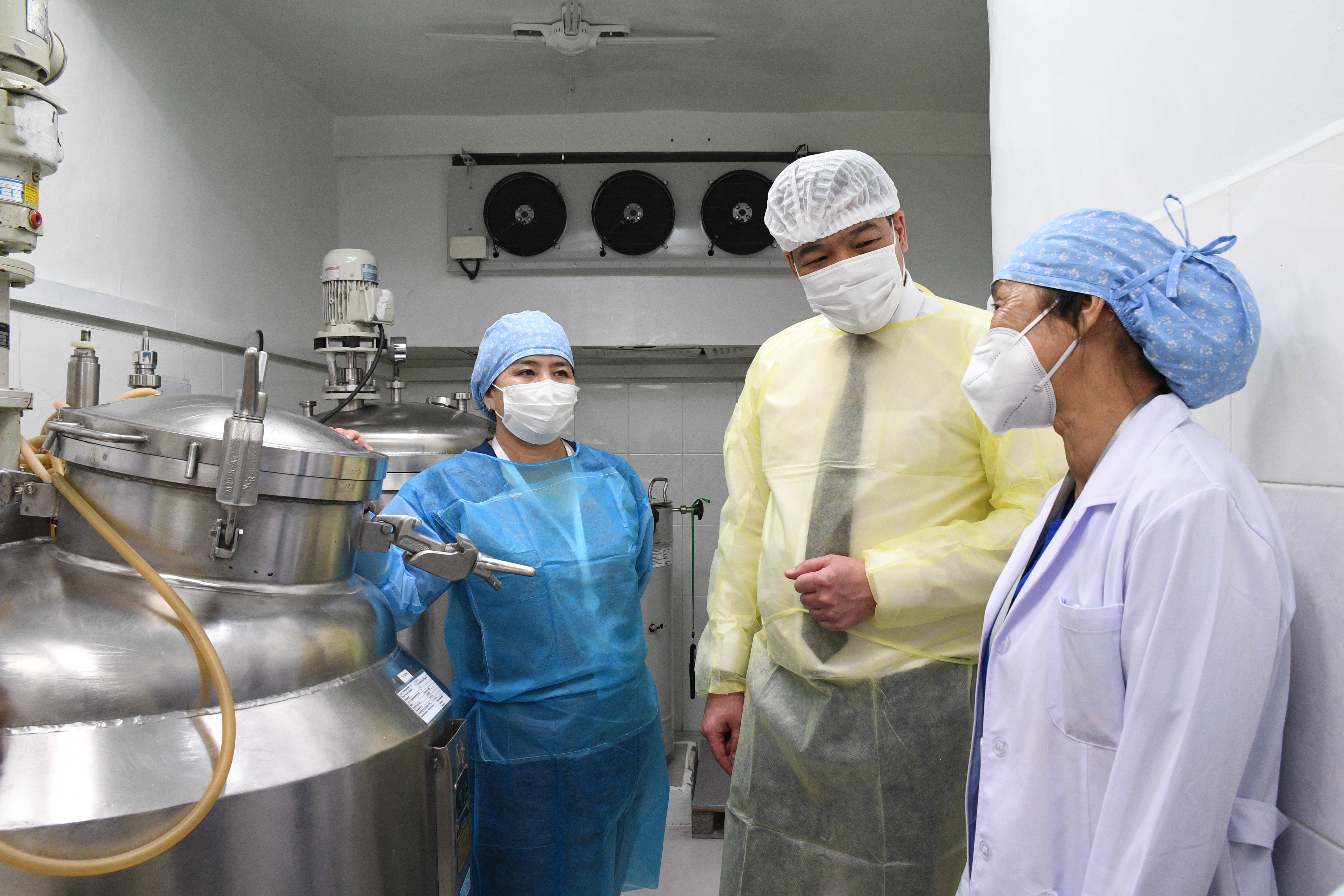 ЭРҮҮЛ МЭНДИЙН САЙД С.ЭНХБОЛД НЭМҮТ-ИЙН БИОБЭЛДМЭЛИЙН ҮЙЛДВЭРИЙН АЖЛЫН ЯВЦТАЙ ТАНИЛЦЛАА