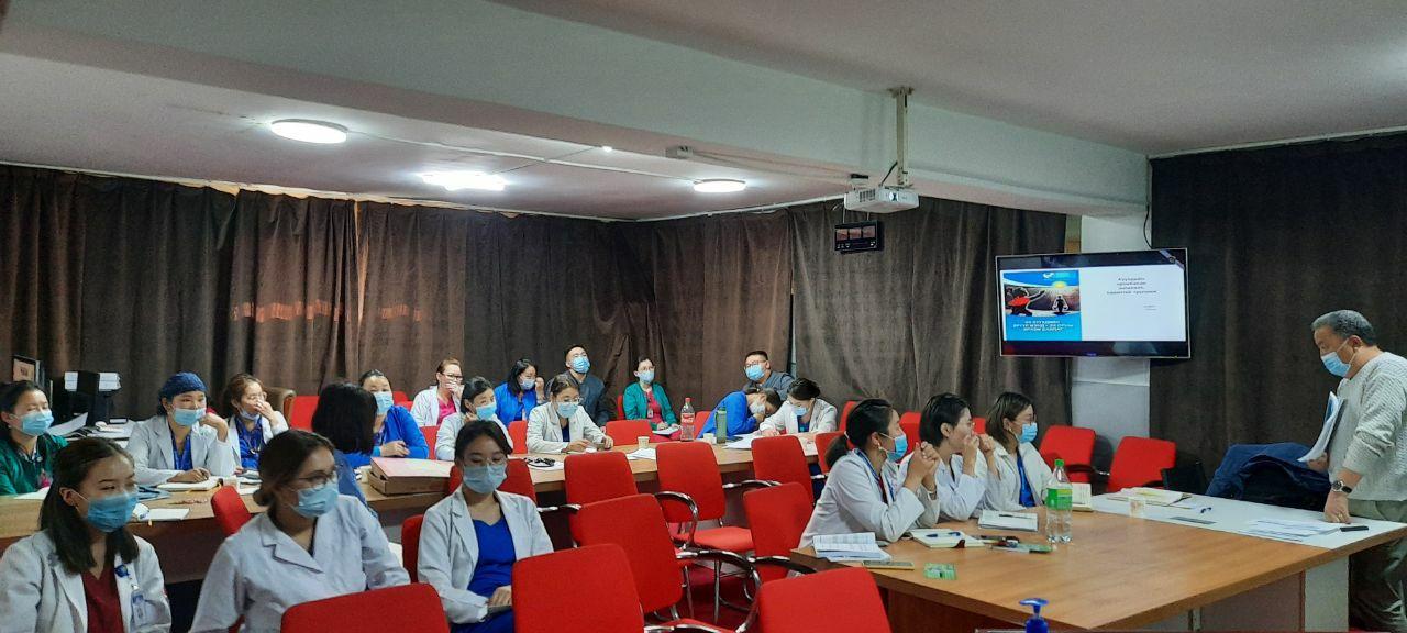 Томуу, томуу төст өвчнөөс урьдчилан сэргийлэх ажлын хүрээнд ЭХЭМҮТ-өөс дүүргийн эмнэлгүүдэд сургалт зохион байгуулж байна