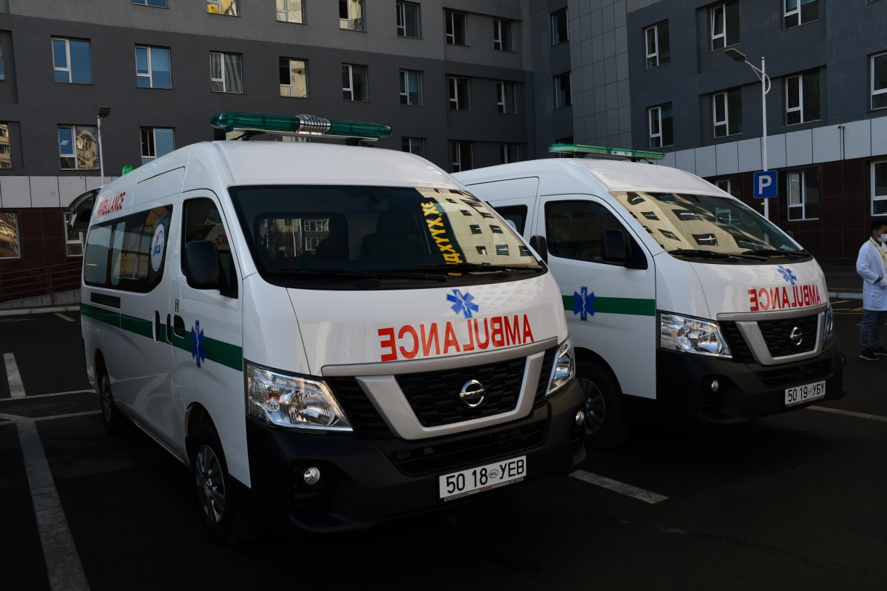 ЯПОН УЛСЫН ЗАСГИЙН ГАЗРААС “ЭХ, НЯРАЙ ЭМЭГТЭЙЧҮҮДИЙН ҮНДЭСНИЙ ТӨВ II-ИЙН КОРОНАВИРУСТ ХАЛДВАР КОВИД-19-ИЙГ ЭМЧЛЭХ, УРЬДЧИЛАН СЭРГИЙЛЭХ, ЭХ ХҮҮХДИЙН ЭРҮҮЛ МЭНДИЙН ТУСЛАМЖ ҮЙЛЧИЛГЭЭГ САЙЖРУУЛАХ” ТЕХНИКИЙН ХАМТЫН АЖИЛЛАГААНЫ ТӨСЛИЙН ХҮРЭЭНД ТҮРГЭН ТУСЛАМЖИЙН АВТОМАШИН ХҮЛЭЭЛГЭН ӨГЛӨӨ