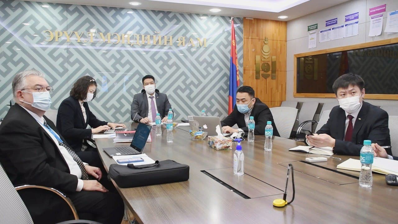 ДЭЛХИЙН ЭРҮҮЛ МЭНДИЙН БАЙГУУЛЛАГЫН НОМХОН ДАЛАЙН БАРУУН БҮСИЙН 72 ДУГААР ЧУУЛГАН ҮРГЭЛЖИЛЖ БАЙНА 