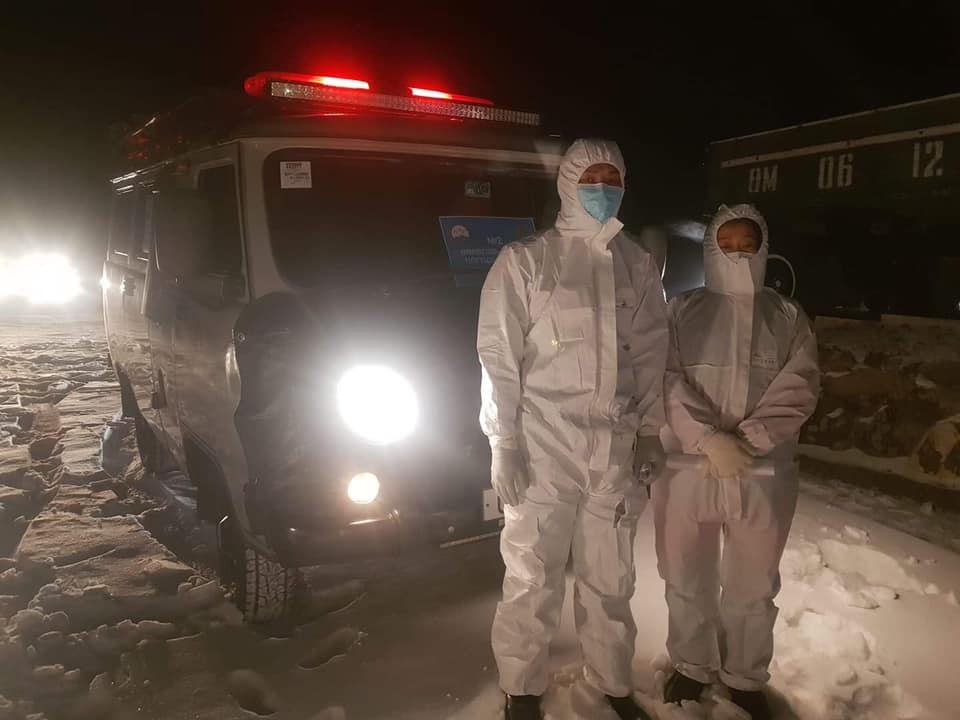 Ажлын хэсэг Өмнөговь аймагт ажиллаж, боомтуудын үйл ажиллагаатай танилцлаа