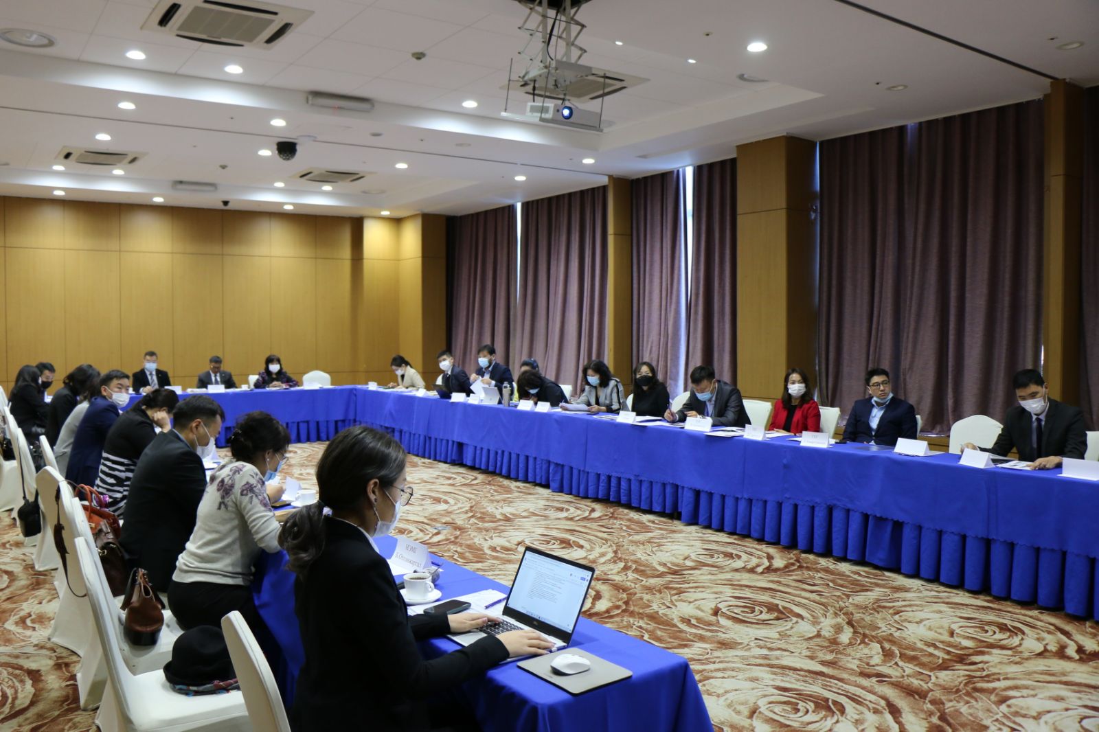 “ЭМИЙН ҮНЭ, ХАНГАМЖ, ХҮРТЭЭМЖИЙН ӨНӨӨГИЙН БАЙДАЛ, ЦААШИД АВАХ АРГА ХЭМЖЭЭ” СЭДЭВТ ХЭЛЭЛЦҮҮЛЭГ БОЛЛОО