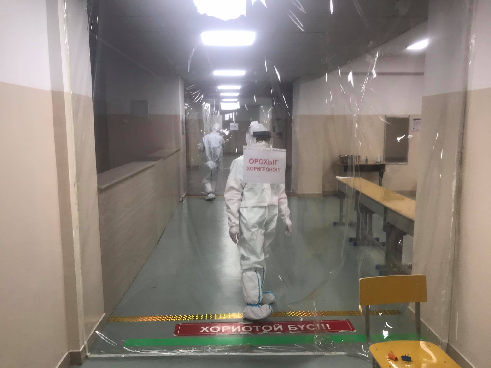 СЭМҮТ-ийн эмч нар БЗД-ийн 147, Амгалан цогцолбор сургуулиуд дээр PCR шинжилгээ авч эхэллээ