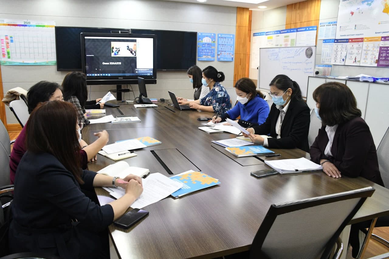 СУРГУУЛИЙН ОРЧИНД ХУДАЛДААЛАХЫГ ХОРИГЛОСОН ХҮНСНИЙ БҮТЭЭГДЭХҮҮНИЙ ЖАГСААЛТ”-ЫН ШИНЭЧИЛСЭН ТӨСЛИЙГ ХЭЛЭЛЦҮҮЛЭХ УУЛЗАЛТ ЗОХИОН БАЙГУУЛАГДЛАА