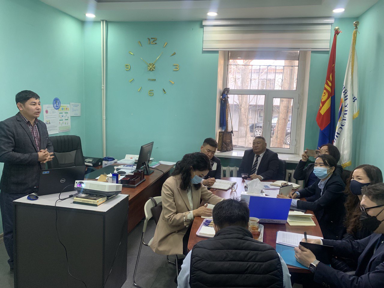 ГЕРОНТОЛОГИЙН ҮНДЭСНИЙ ТӨВИЙН ҮЙЛ АЖИЛЛАГААТАЙ ТАНИЛЦЛАА 