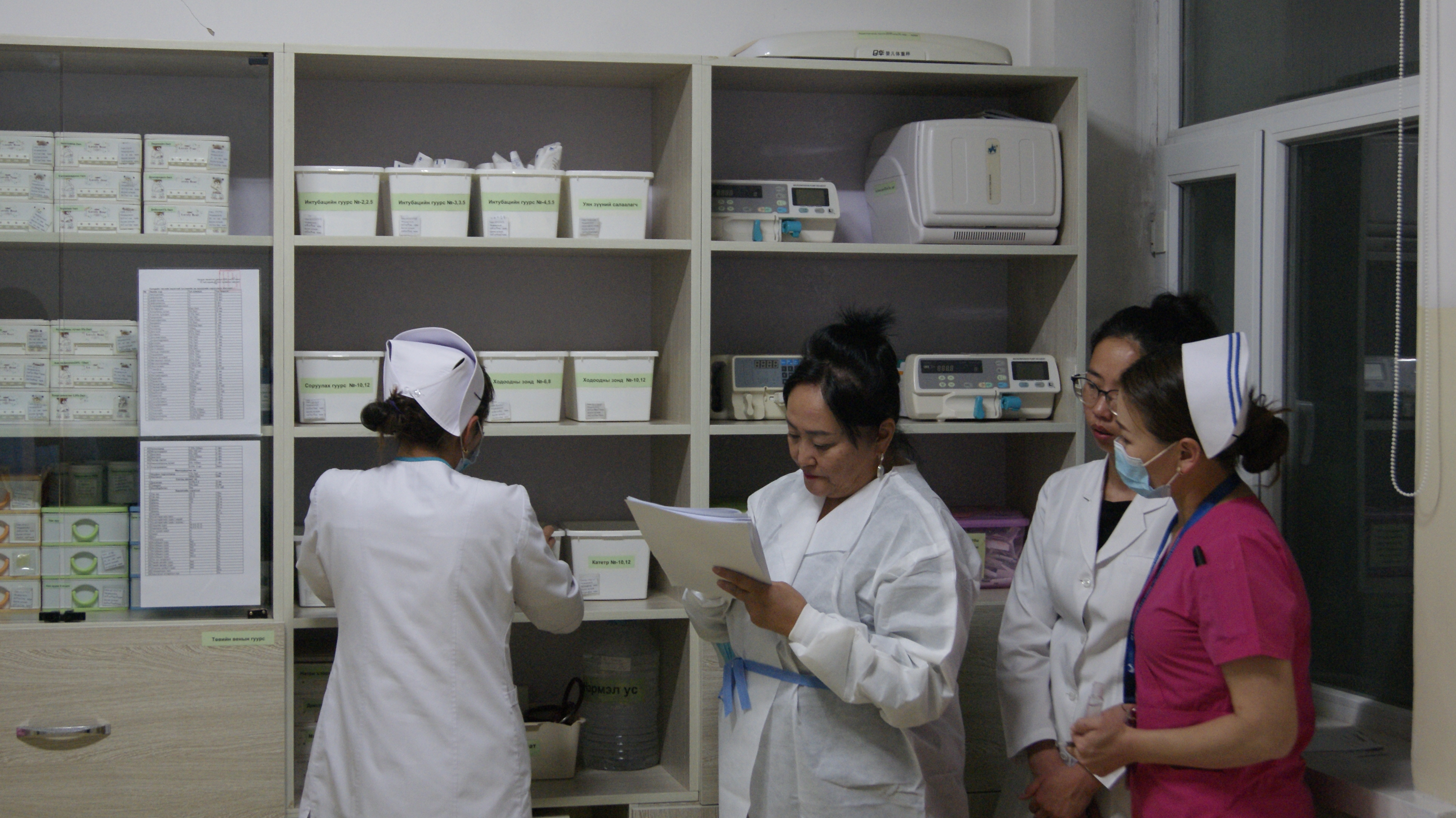 Эх хүүхдийн эрүүл мэндийн үндэсний төвийн  зөвлөх эмч нарын баг орон нутагт ажиллаж байна