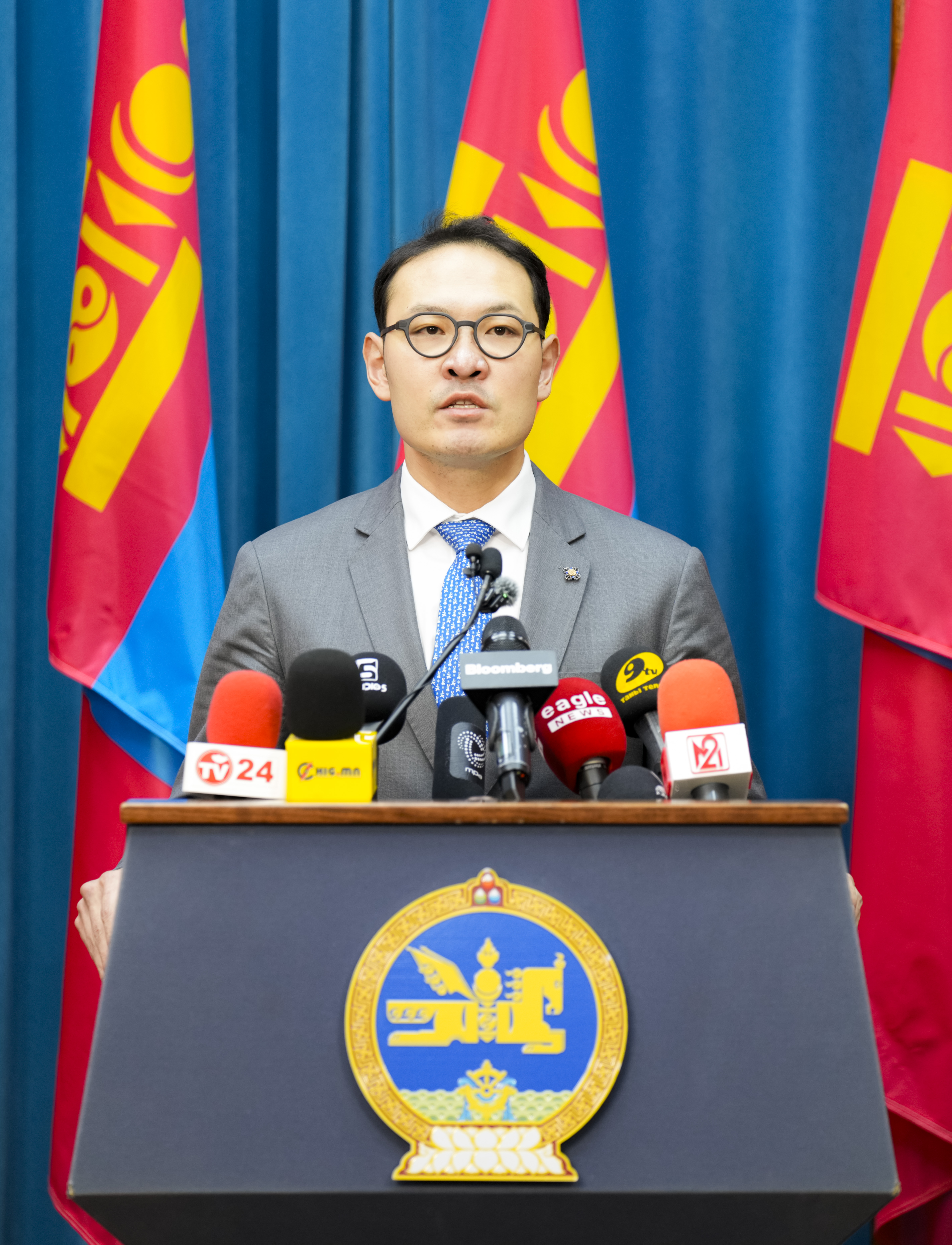 Э.БАТШУГАР:“МОНГОЛ УЛС НЭГ ЭХ ҮҮСВЭРЭЭС БУЮУ ӨНДӨР ЧАНАРТАЙ ЭМИЙГ ХЯМД ҮНЭЭР ХУДАЛДАЖ АВНА