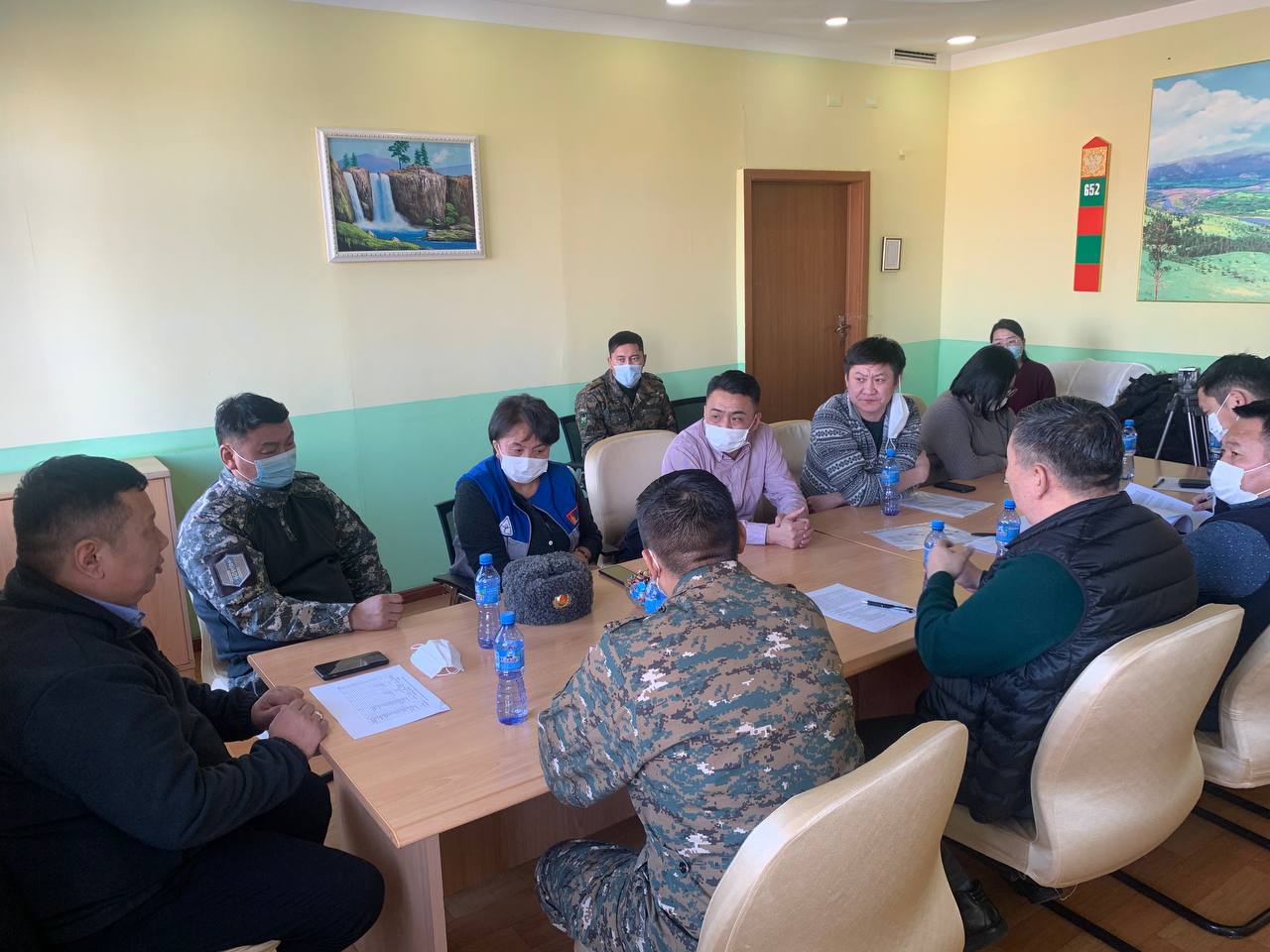 ЭМЯ шуурхай баг Сэлэнгэ аймагт Ковидоос сэргийлэх хяналтыг сайжруулах чиглэлээр ажиллаж байна