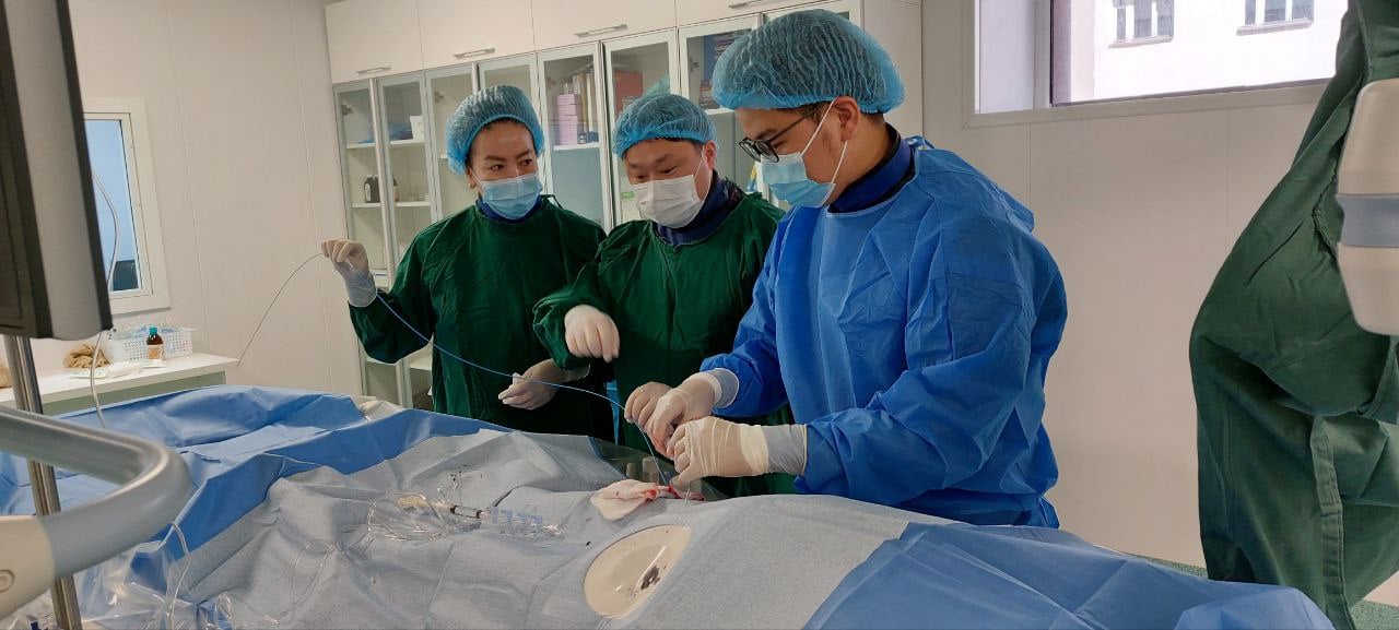 УГТЭ-ИЙН ЗҮРХНИЙ ШИГДЭЭС, ТАРХИНЫ ХАРВАЛТ, УУШГИНЫ ЭМЧ НАРЫН МЭРГЭЖЛИЙН БАГ БҮРЭЛДЭХҮҮН ЭРДЭНЭТ, БУЛГАН АЙМГУУДАД АЖИЛЛАЖ БАЙНА 