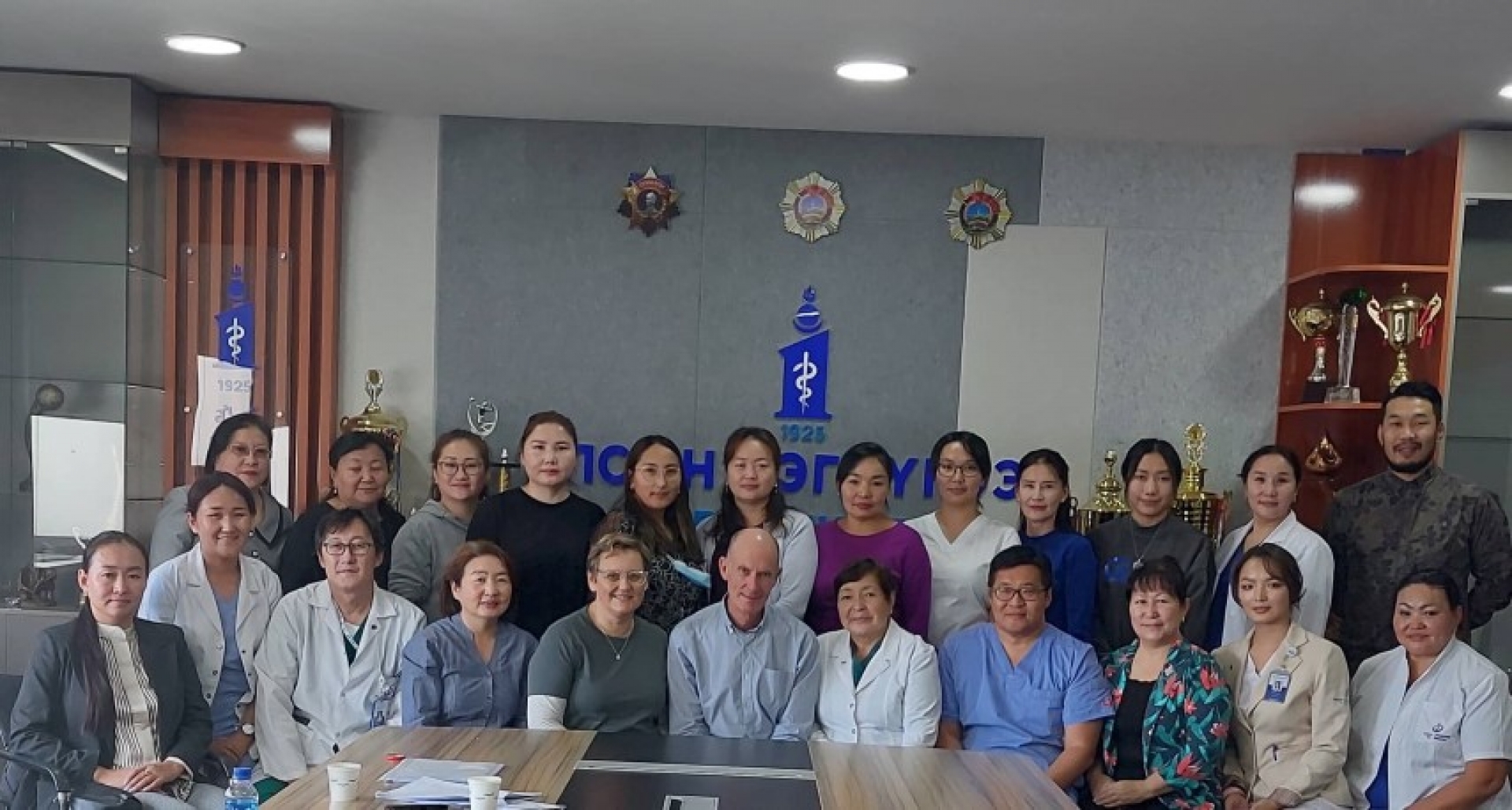 “ҮНДЭСНИЙ СУРГАГЧ БАГШ НАР“-ыг бэлтгэх сургалт УНТЭ-ийг түшиглэн зохион байгуулж байна  