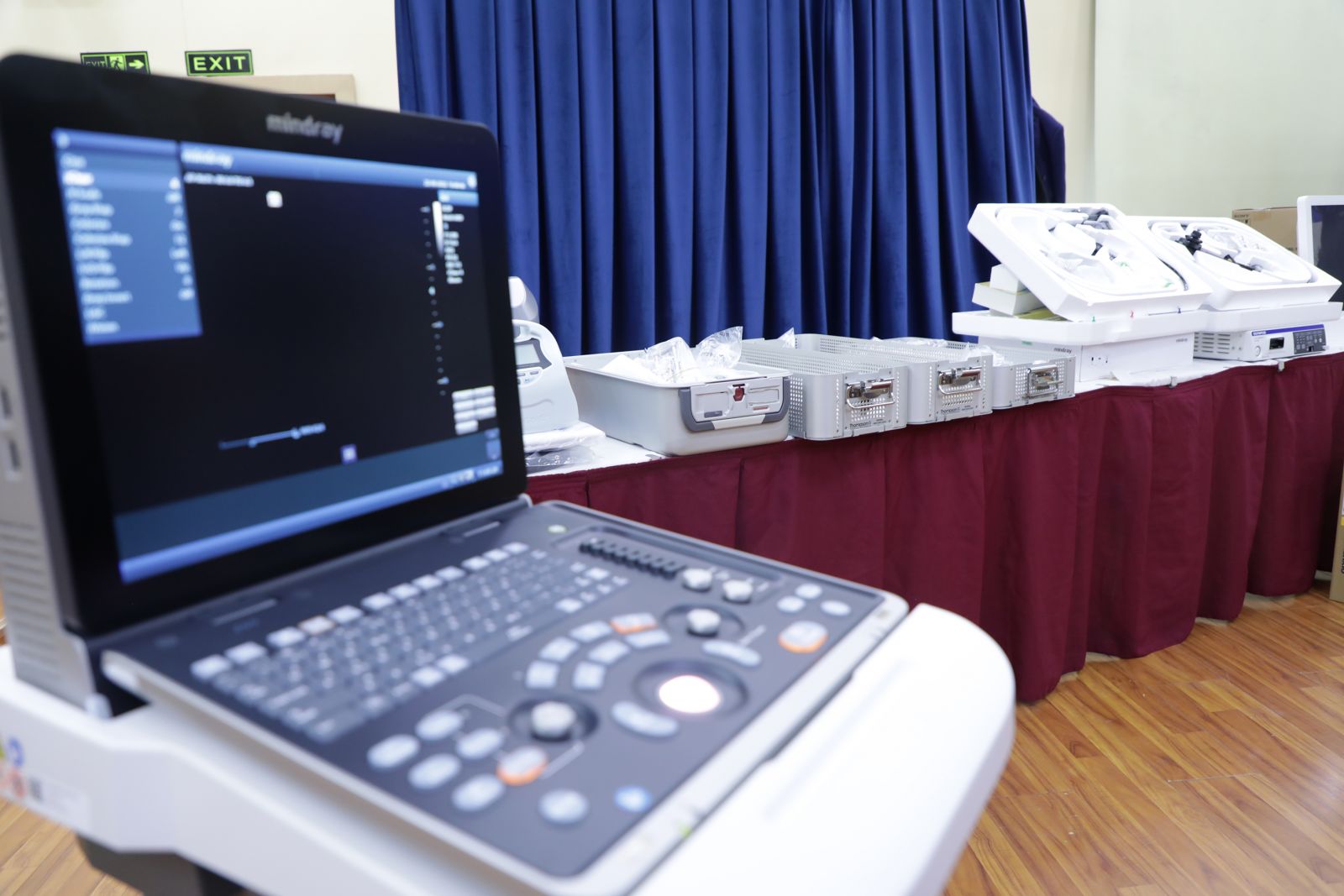 ХАВДРЫН МЭС ЗАСАЛ,  ХИМИ , ХӨНГӨВЧЛӨХ ЭМЧИЛГЭЭНИЙ ХҮЛЭЭГДЭЛ БЭРХШЭЭЛИЙГ АРИЛГАХ ЧИГЛЭЛД ЦОГЦ АРГА ХЭМЖЭЭ АВЛАА 