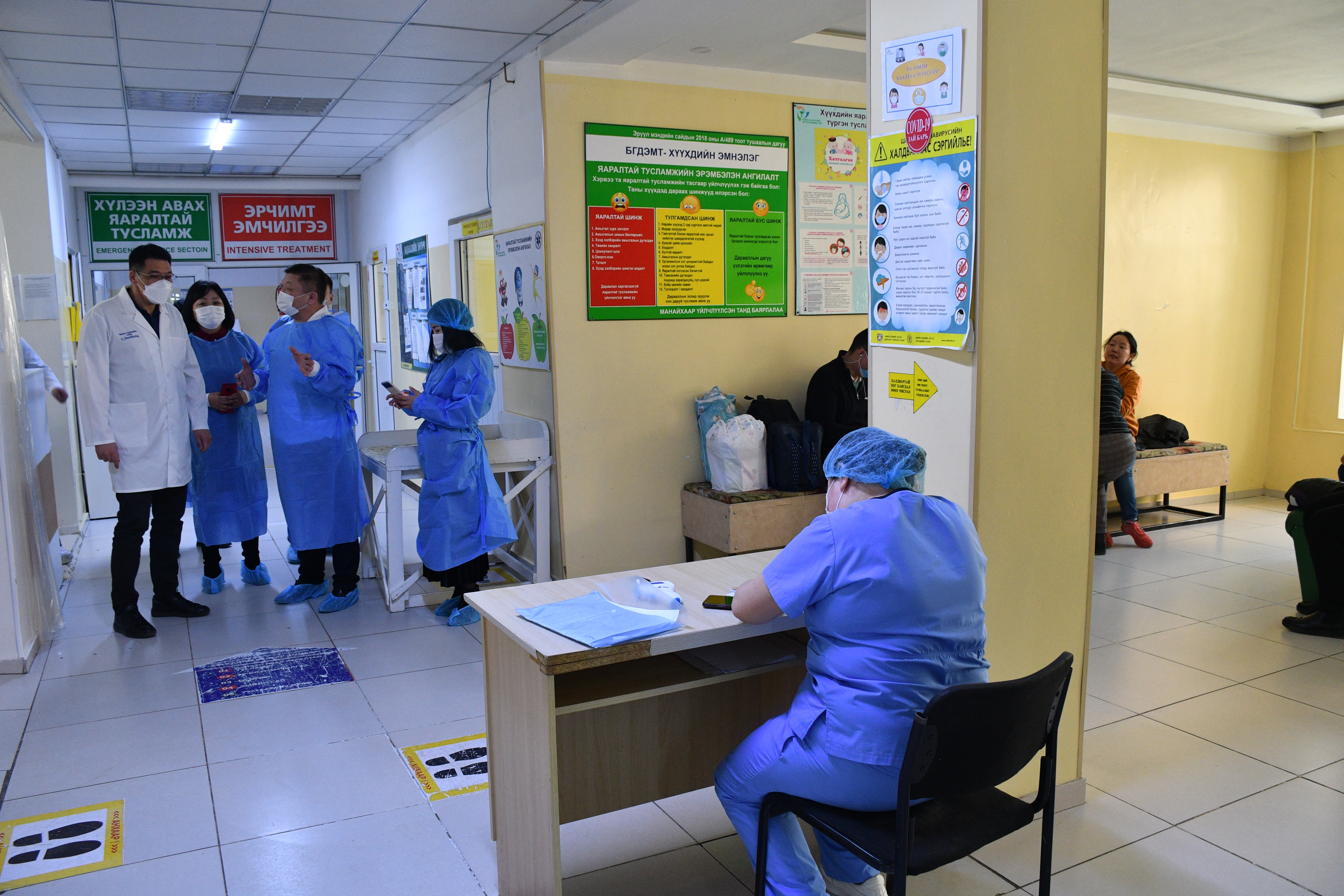 ЭРҮҮЛ МЭНДИЙН САЙД С.ЭНХБОЛД ЧД, БГД-ИЙН ЭРҮҮЛ МЭНДИЙН ТӨВ, ЭХЭМҮТ-ИЙН ХҮҮХДИЙН ЭМНЭЛЭГТ АЖИЛЛАЛАА  