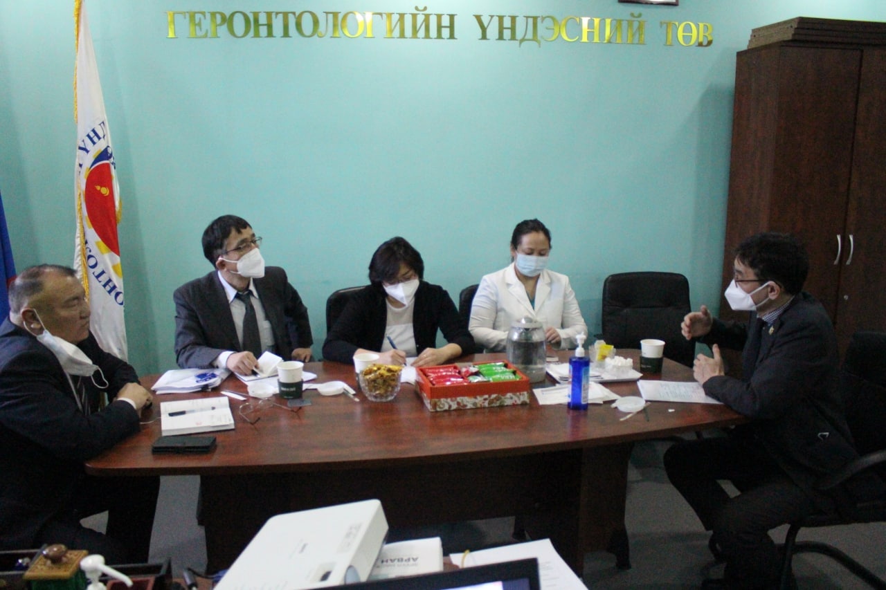 ЯПОН УЛСЫН ЭЛЧИН САЙДЫН ЯАМНЫ ТӨЛӨӨЛӨГЧ ГЕРОНТОЛОГИЙН ҮНДЭСНИЙ ТӨВИЙН ҮЙЛ АЖИЛЛАГААТАЙ ТАНИЛЦЛАА