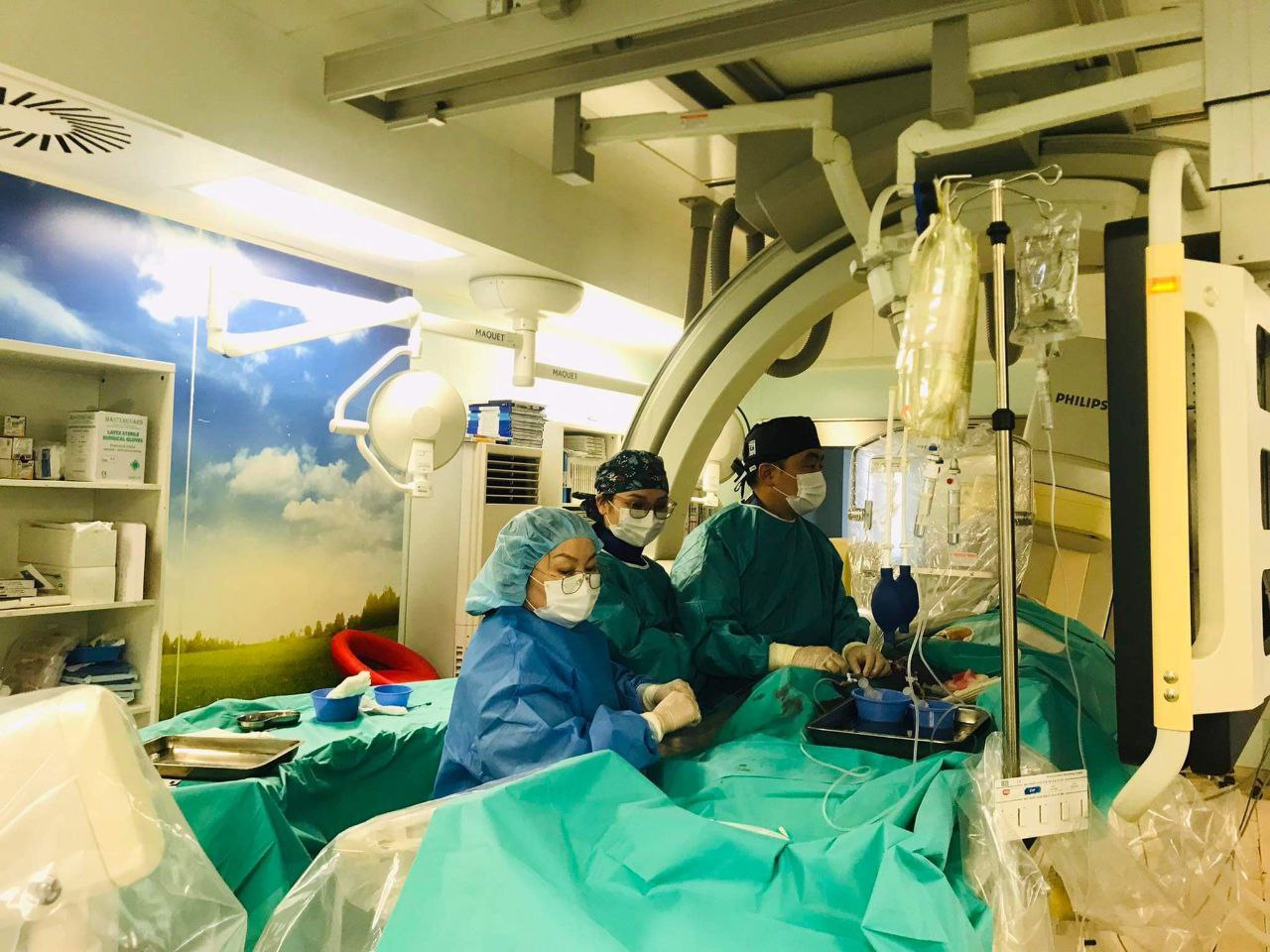 Орон нутгийн зургаан эмч судсан дотуурх оношилгоо, эмчилгээний төрөлжсөн мэргэшлийн чиглэлээр сурч төгслөө 