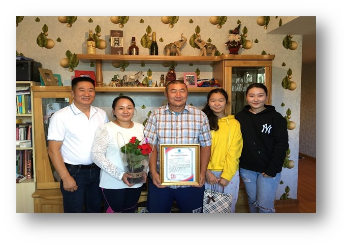 УЛСЫН ГУРАВДУГААР ТӨВ ЭМНЭЛЭГ  “ЭЕРЭГ ХАНДЛАГА-ЭМЧИЛГЭЭНИЙ ЭХЛЭЛ” АЯНЫГ ЭХЛҮҮЛЛЭЭ