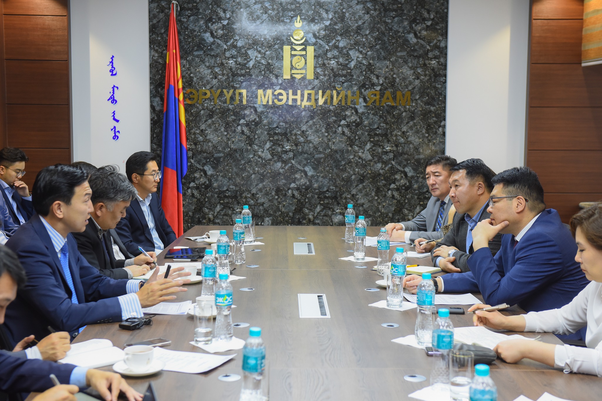 ЭМЯ, ЦХХХЯ хамтарсан ажлын хэсэг нь  “Эрүүл мэндийн цахим шилжилт”-ийг эрчимжүүлнэ 