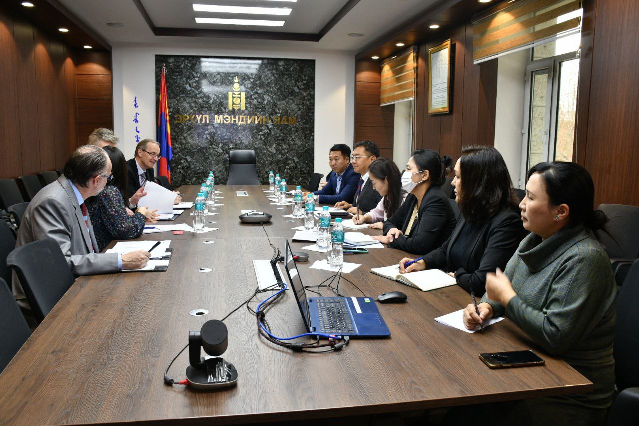 Их Британийн Парламентын гишүүн, Худалдааны элчийг хүлээн авч уулзлаа 