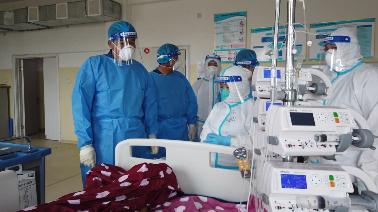 ЭРҮҮЛ МЭНДИЙН САЙД С.ЭНХБОЛД УЛААН БҮСЭД АЖИЛЛАЛАА