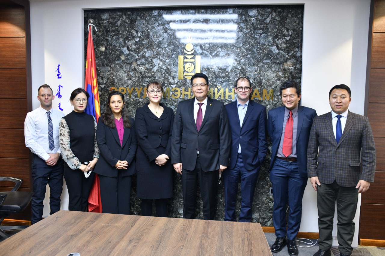 “Ирээдүйд чиглэсэн эрүүл мэндийн стратегийн хэлэлцүүлэг-өөрчлөлтийн хөтөлбөр боловсруулах нь” сэдэвт хэлэлцүүлэг болно