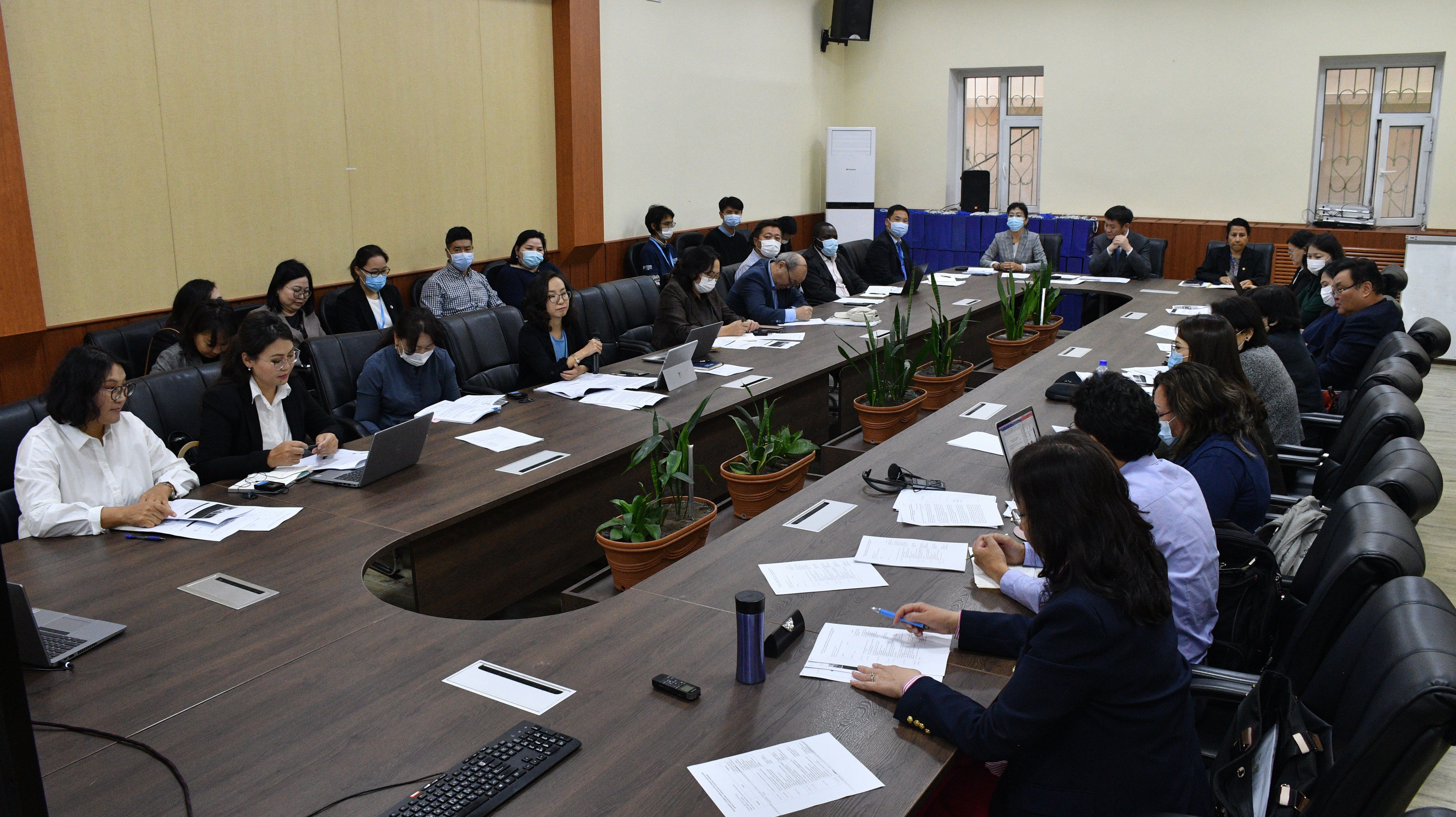 КОВИД-19-ЫН ЭСРЭГ ВАКЦИН НЭВТРҮҮЛСНИЙ ДАРААХ ҮНЭЛГЭЭ ХИЙХ төслийн танилцуулга боллоо